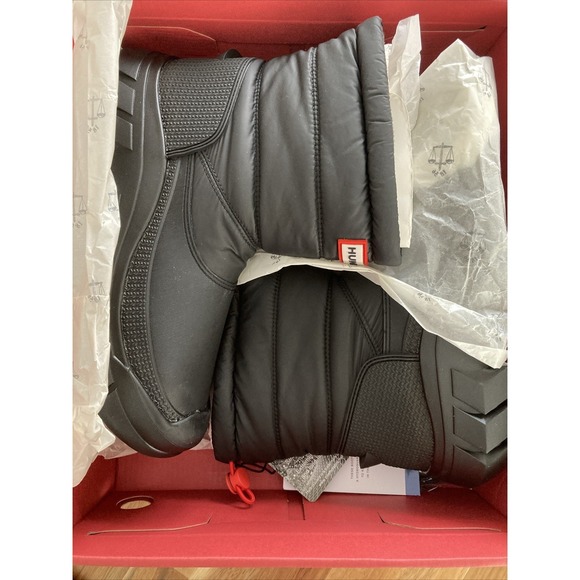 Hunter Intrepid Short Snow Boots Women's Size 7 US Black Insulated Waterproof - Picture 6 of 6